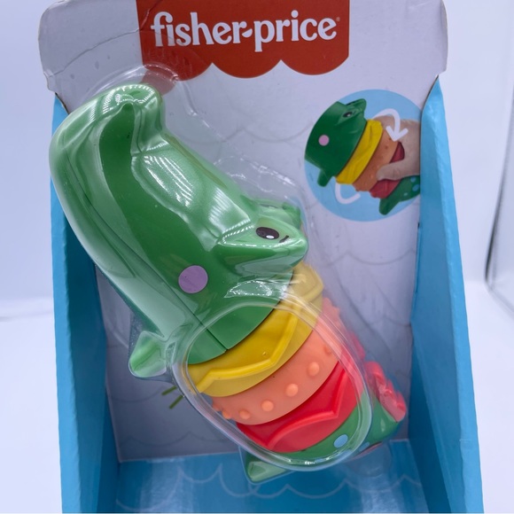 Fisher-Price clicker alligator rattle sensory toy for infants Ages 6+ Months - Picture 5 of 7